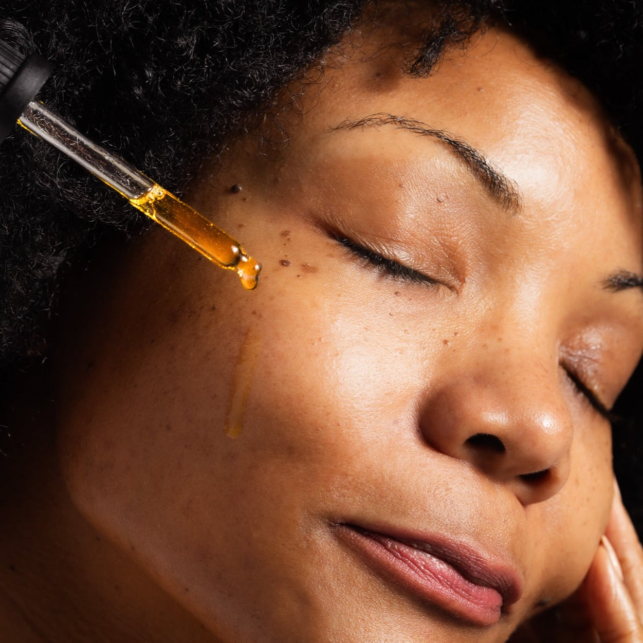Revitalizing Facial Oil